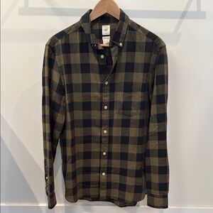 H&M Men's Black and Tan Checkered Shirt